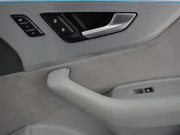 AUDI Q7 55 TFSIe Lang Quatt S LINE INDIVID PANO VOLL
