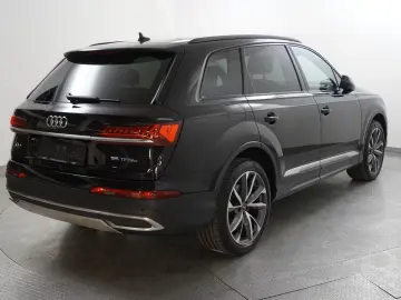 AUDI Q7 55 TFSIe Lang Quatt S LINE INDIVID PANO VOLL