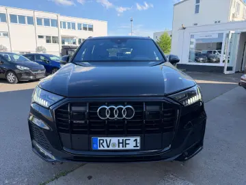 AUDI Q7 50 TDI quattro S line edition 22 Zoll Luft