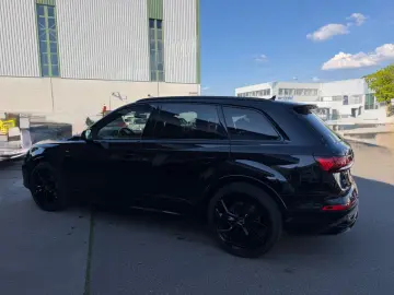 AUDI Q7 50 TDI quattro S line edition 22 Zoll Luft