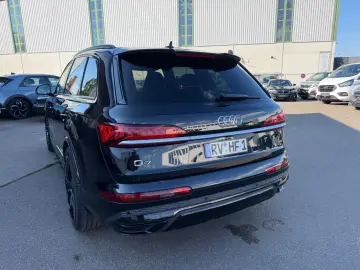 AUDI Q7 50 TDI quattro S line edition 22 Zoll Luft