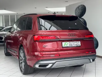 AUDI Q7 45 TDI quattro S line AHK LED Virtual-Cockpit