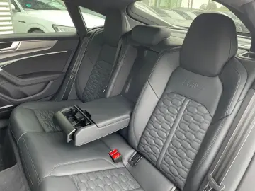 AUDI RS 7 Sportback 4.0 TFSI q. Tiptr.  LED  RS-AGA