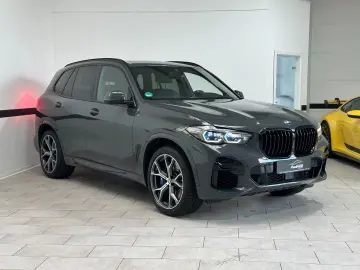 BMW X5 M50i Aut. Navi Leder LASER-LED Panorama 1Hand