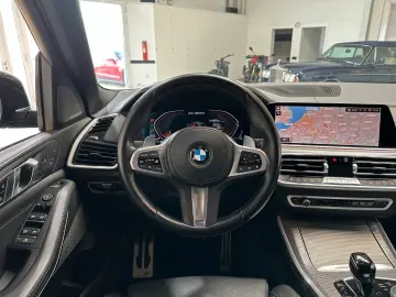 BMW X5 M50i Aut. Navi Leder LASER-LED Panorama 1Hand