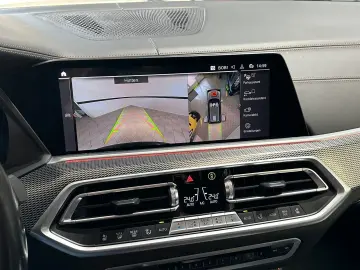 BMW X5 M50i Aut. Navi Leder LASER-LED Panorama 1Hand