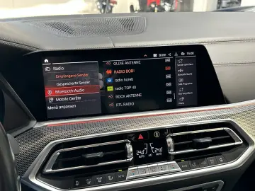 BMW X5 M50i Aut. Navi Leder LASER-LED Panorama 1Hand