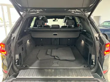 BMW X5 M50i Aut. Navi Leder LASER-LED Panorama 1Hand