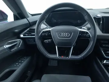 AUDI RS e-tron GT QUA MATRIX HUD B&O RFK NAVI CARBON