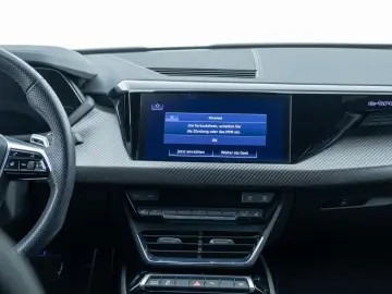 AUDI RS e-tron GT QUA MATRIX HUD B&O RFK NAVI CARBON