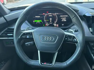 AUDI RS e-tron GT  SITZBELÜFTUNG LASERLICHT ALLRADLEN