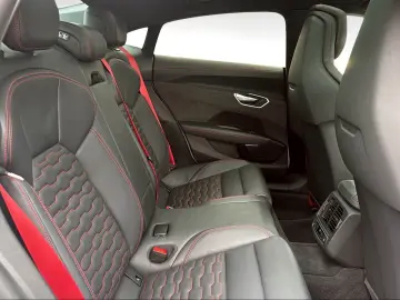 AUDI RS e-tron GT HuD Matrix B&O Massage