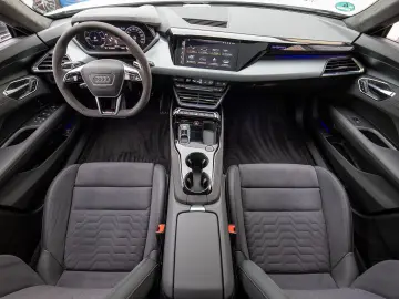 AUDI RS e-tron GT Keramik 360 Laser HuD AllradLenk.