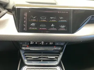 AUDI RS e-tron GT quattro PANO B&O MATRIX HDUP