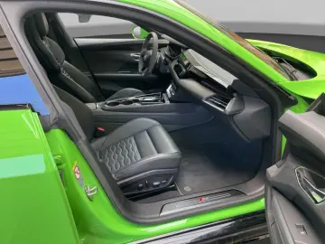 AUDI RS e-tron GT quattro PANO B&O MATRIX HDUP