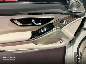 MERCEDES-BENZ S 63 E Performance Hi-Lenk Pano TrackP…