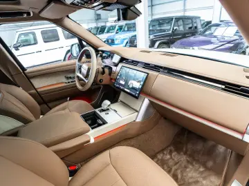 LAND ROVER Range Rover P615 LWB SV   SV Bespoke   Rear TV