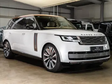 LAND ROVER Range Rover P615 LWB SV   SV Bespoke   Rear TV
