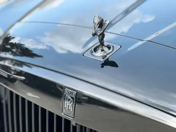 ROLLS ROYCE Cullinan Black Badge