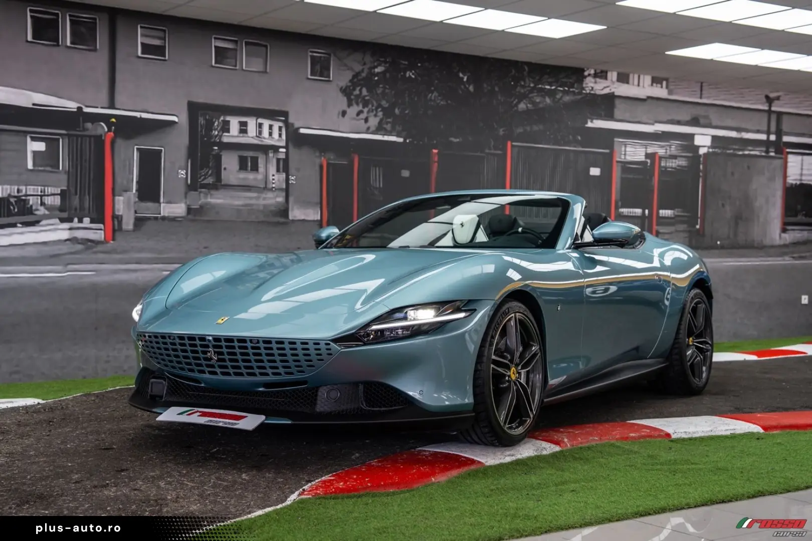 FERRARI Roma  BESPOKE CELESTE TREVI