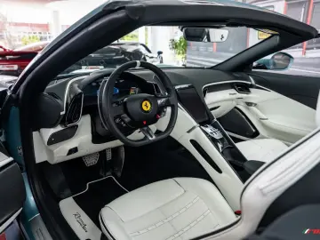FERRARI Roma  BESPOKE CELESTE TREVI