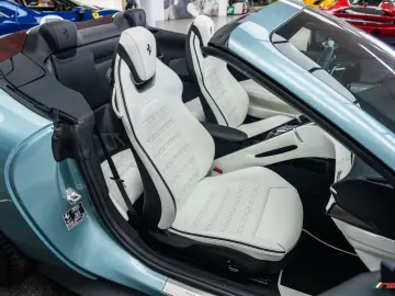 FERRARI Roma  BESPOKE CELESTE TREVI