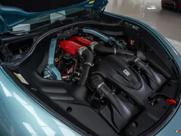 FERRARI Roma  BESPOKE CELESTE TREVI