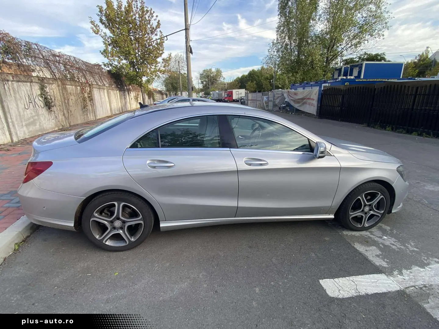 Mercedes-Benz CLA 180