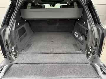 LAND ROVER Range Rover SV