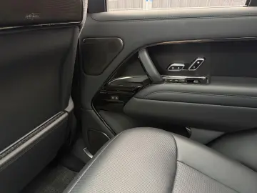 LAND ROVER Range Rover SV