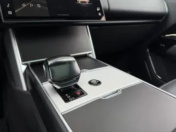LAND ROVER Range Rover SV