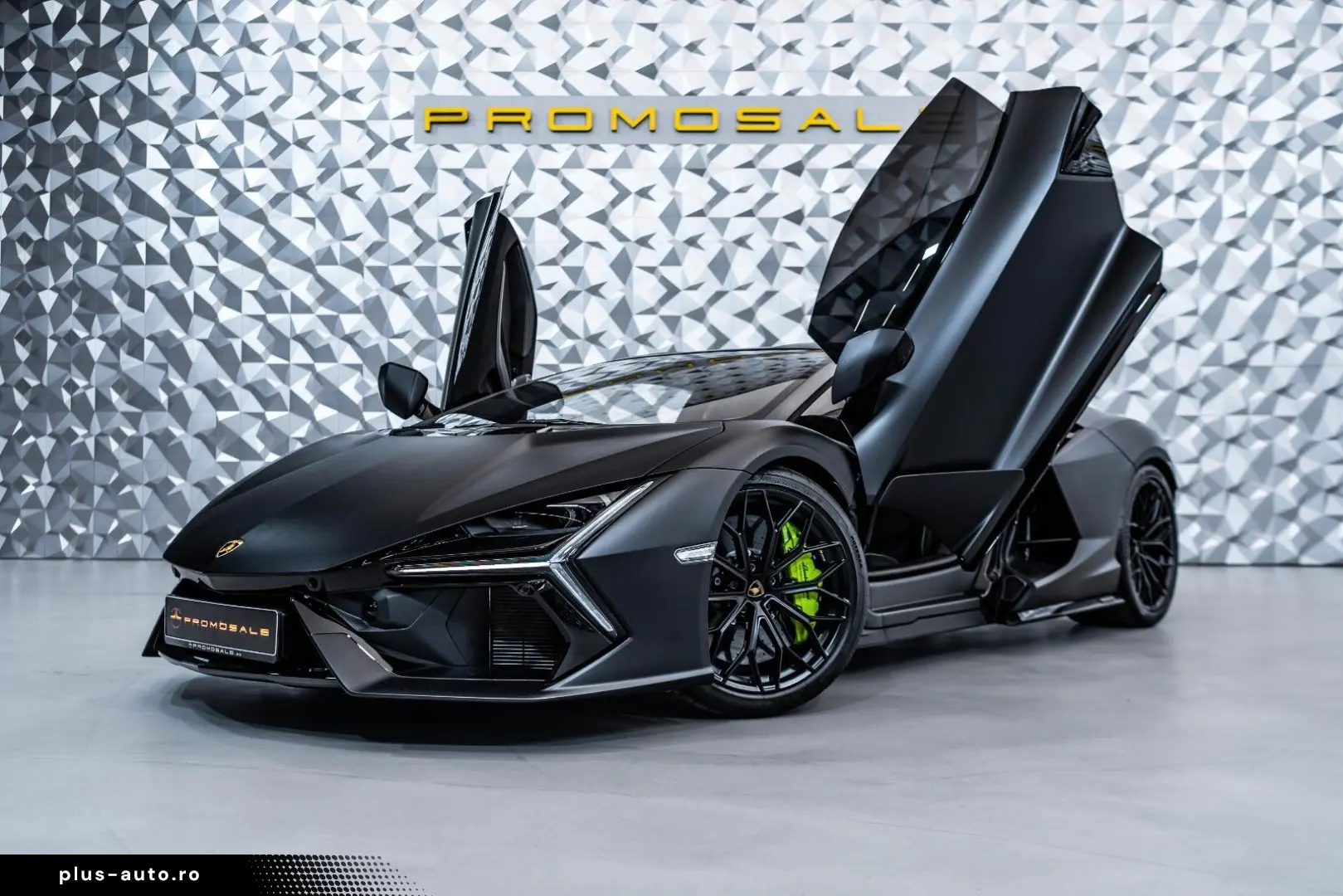 LAMBORGHINI Revuelto Nero Nemesis  Lift  Passenger Display