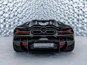 LAMBORGHINI Revuelto Nero Nemesis  Lift  Passenger Display
