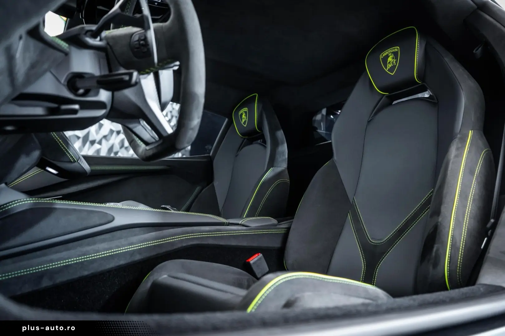 LAMBORGHINI Revuelto Nero Nemesis  Lift  Passenger Display