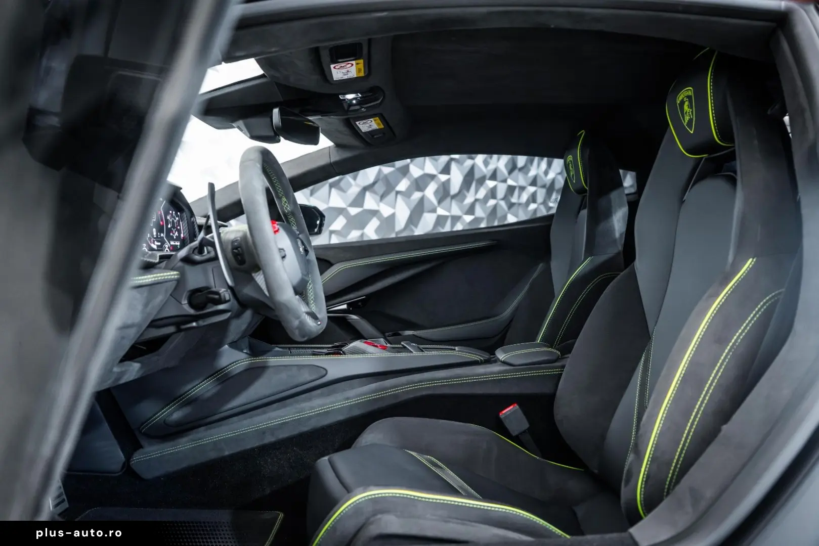 LAMBORGHINI Revuelto Nero Nemesis  Lift  Passenger Display