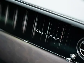 ROLLS ROYCE Cullinan