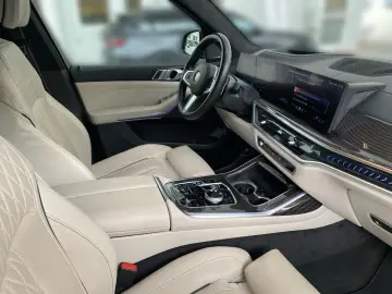 BMW X7 xDrive40i M Sport Pro HUD Pano Sky H K 23´´