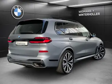 BMW X7 xDrive40i M Sport Pro HUD Pano Sky H K 23´´