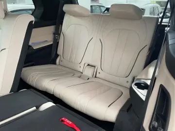 BMW X7 xDrive40i M Sport Pro HUD Pano Sky H K 23´´