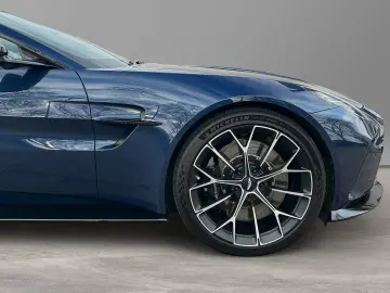 ASTON MARTIN Vantage Seychelles Blue Bowers & Wilkins