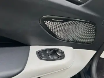 ASTON MARTIN Vantage Seychelles Blue Bowers & Wilkins