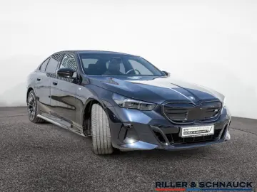 BMW i5 M60 Pro xDrive PANO 20-ZOLL CARBON