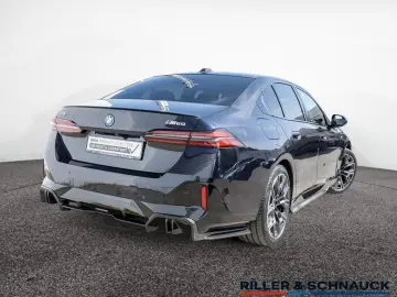 BMW i5 M60 Pro xDrive PANO 20-ZOLL CARBON