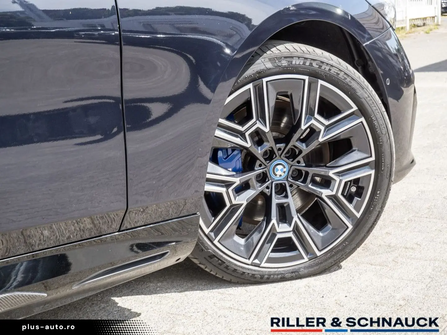 BMW i5 M60 Pro xDrive PANO 20-ZOLL CARBON