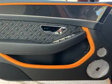 BENTLEY Continental GT SPEED KERAMIK CARBON MULLINER