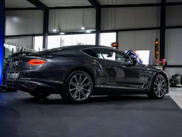 BENTLEY Continental GT 4.0 Twin-Turbo V8 - Full Option -