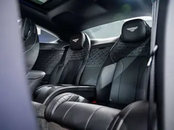 BENTLEY Continental GT 4.0 Twin-Turbo V8 - Full Option -