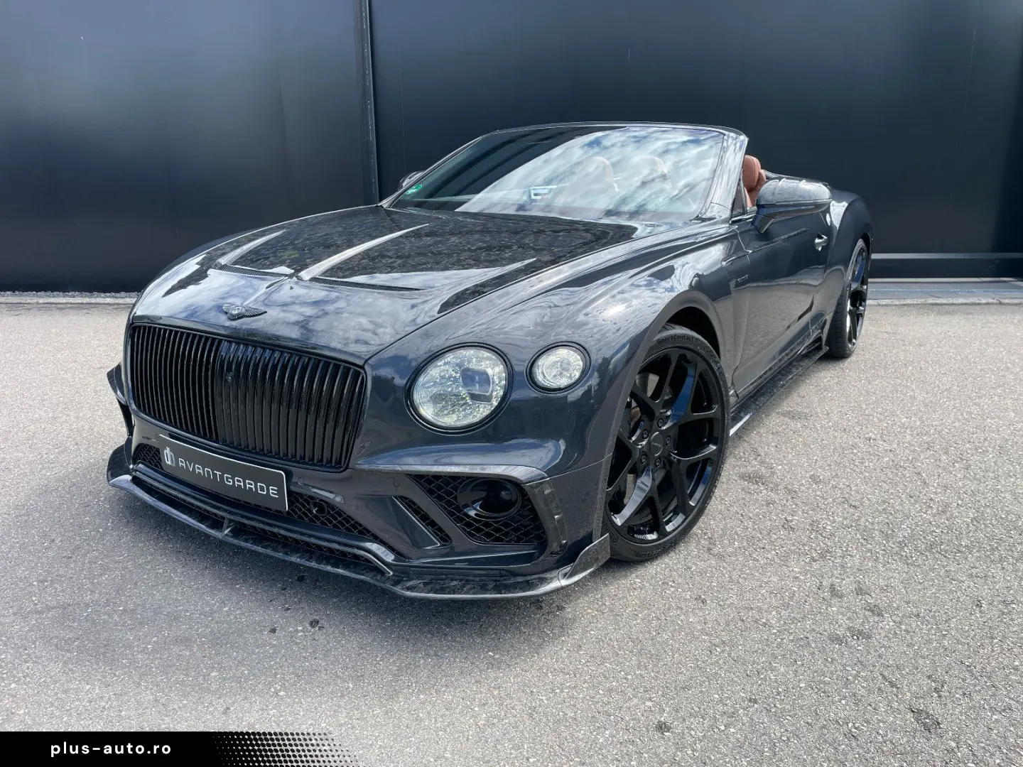 BENTLEY Continental GTC MANSORY MULLINER B&O rot.Display