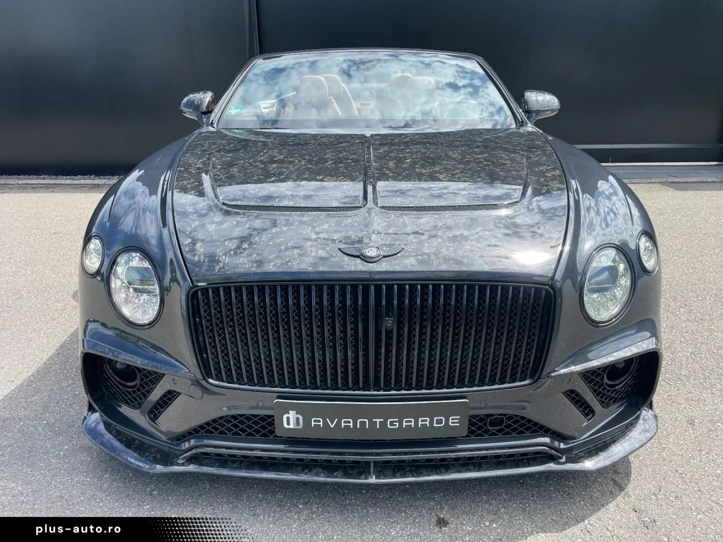 BENTLEY Continental GTC MANSORY MULLINER B&O rot.Display