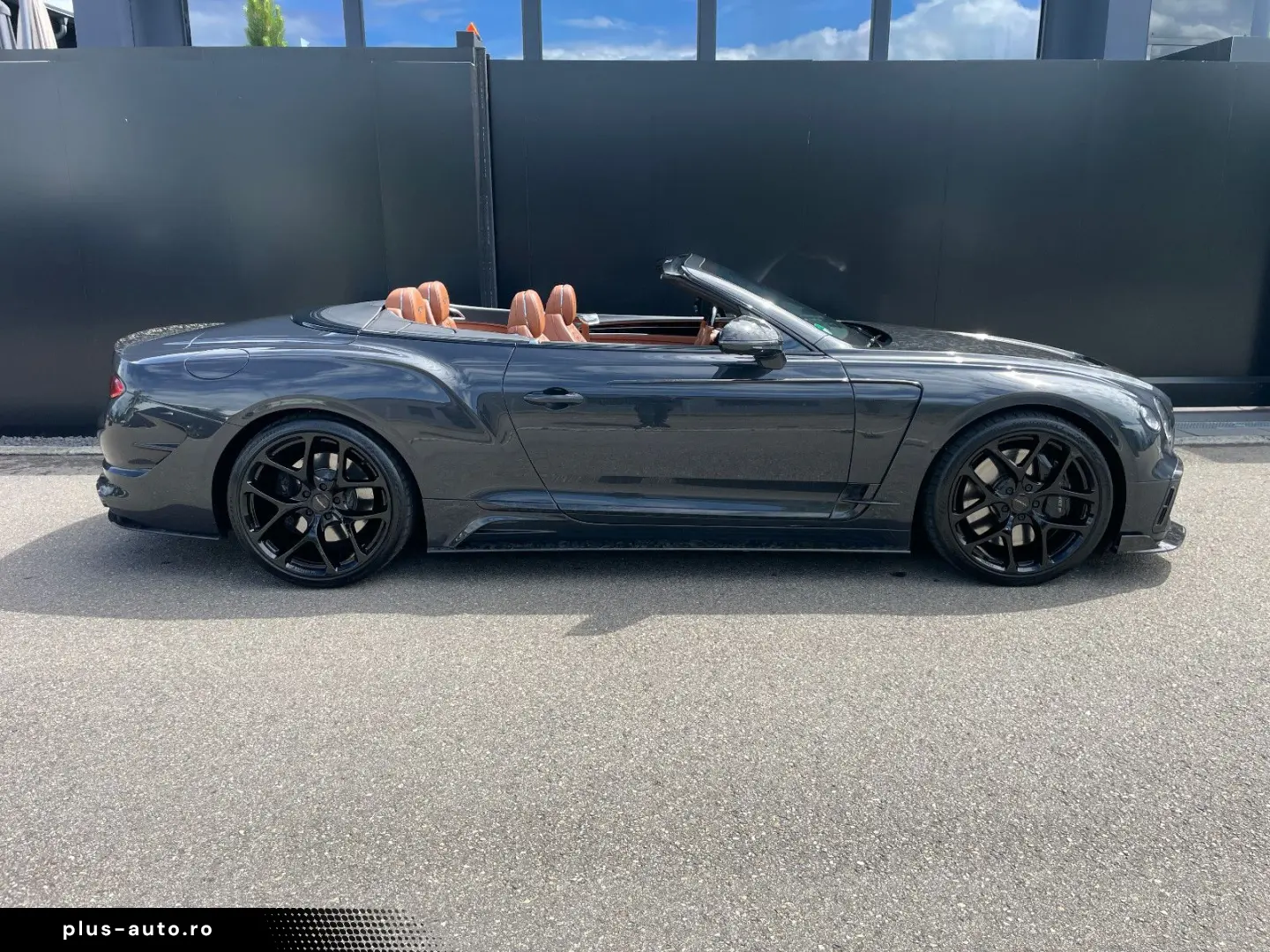 BENTLEY Continental GTC MANSORY MULLINER B&O rot.Display